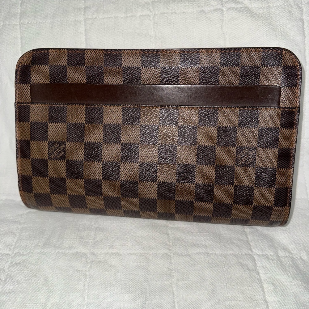 🎉SOLD🎉 Louis Vuitton Saint Louis Clutch Bag with Strap